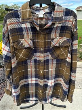Natural Reflections Olive, Flannel Navy and Cream Plaid Button-Down Shirt L